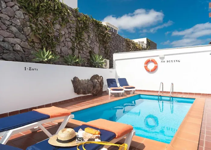 Julianne 3 Vila Puerto del Carmen (Lanzarote)