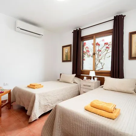 Julianne 3 Вилла