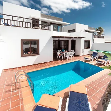 Villa Julianne 3 *